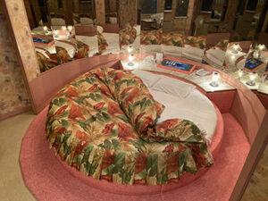 ラブホのベッド